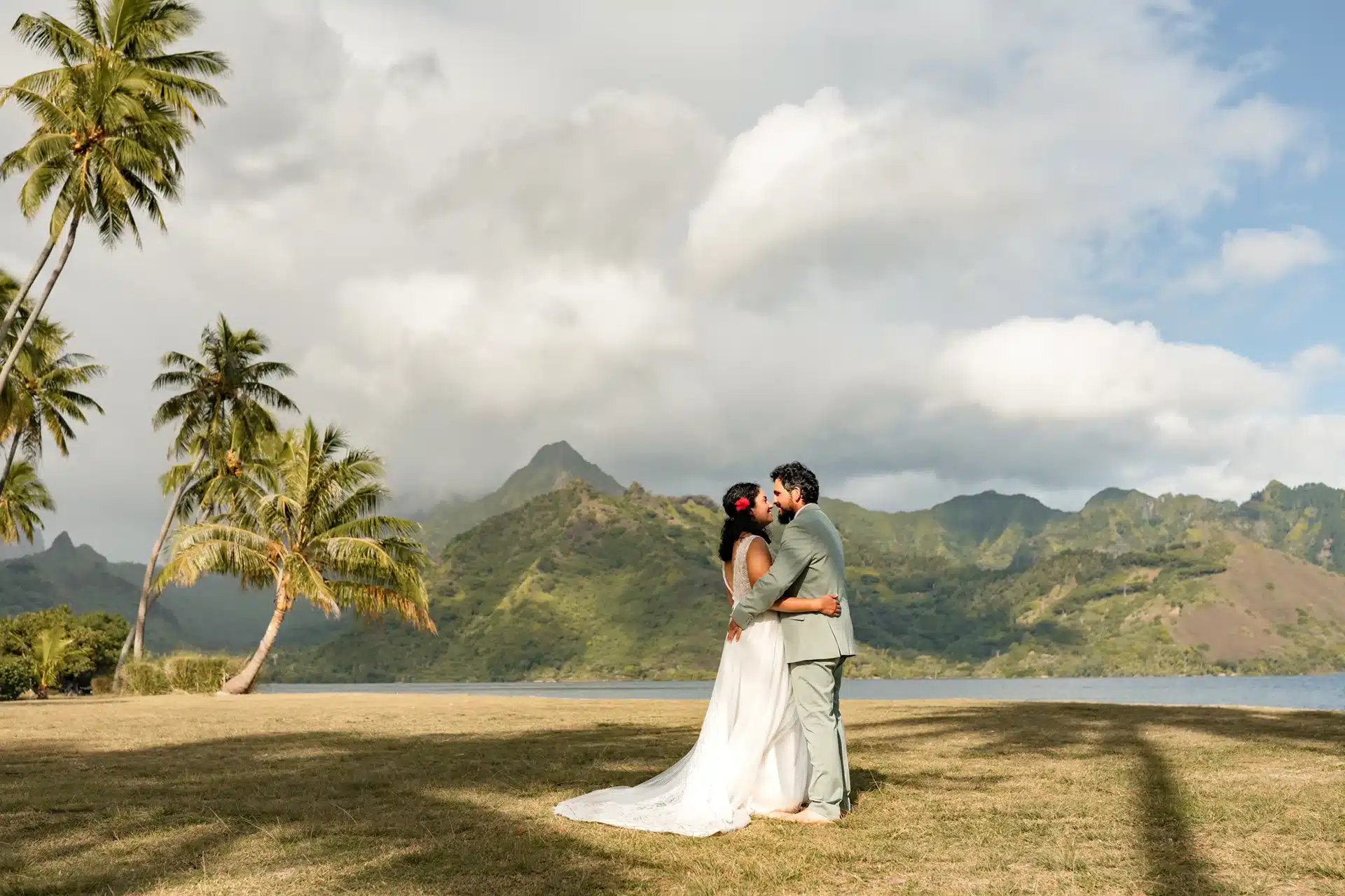 SamanthaHemery-Tahiti Shooting trip à Moorea avec les mariés à la plage